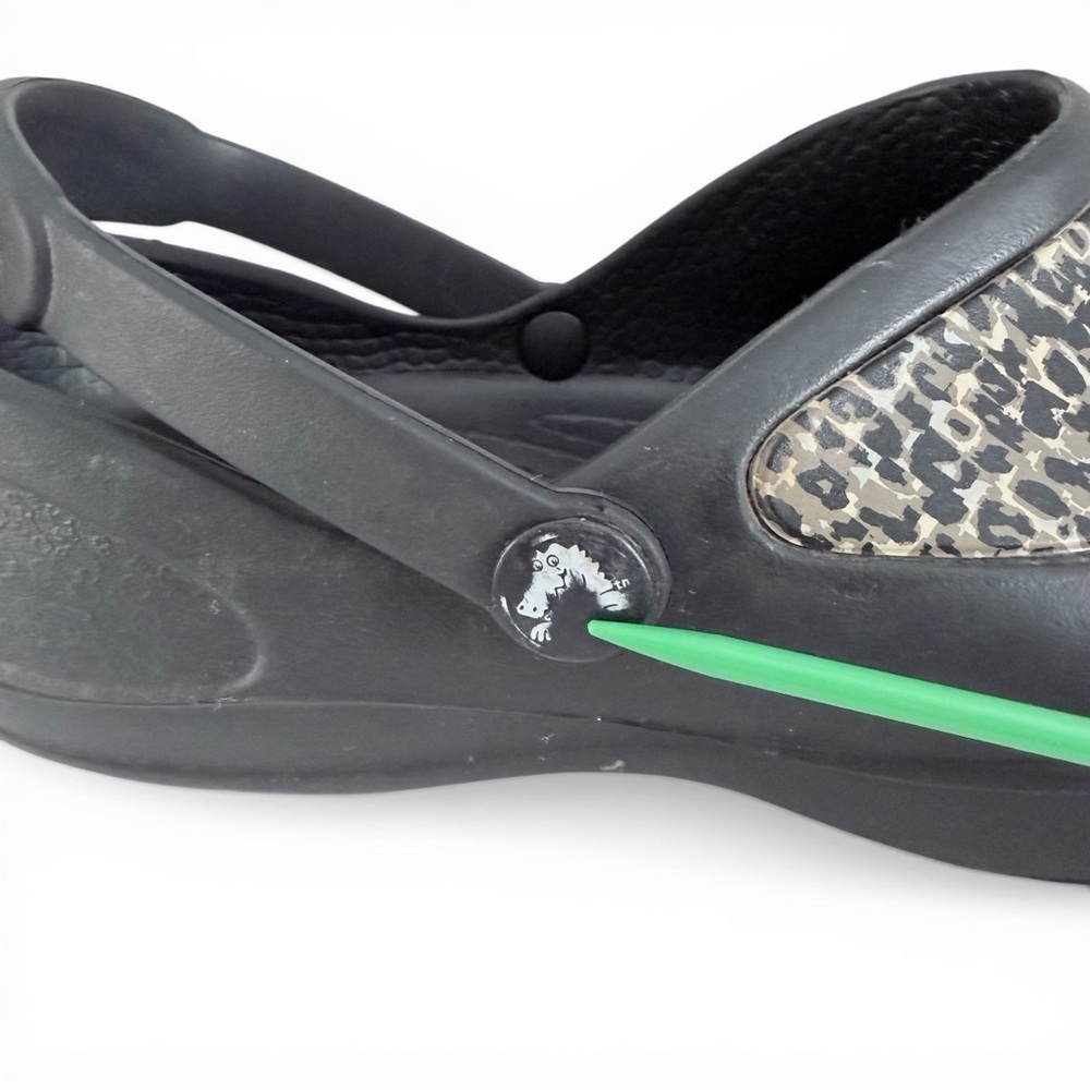 CROCS Black Mercy Work Clogs Slip Resistant Comfort Nursing shoes women’s 7 - Picture 10 of 11